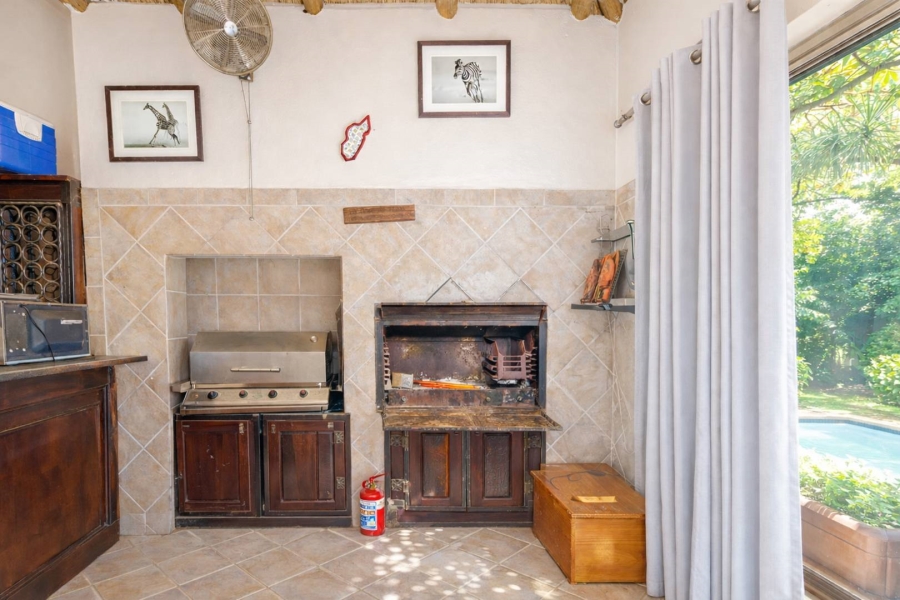 To Let 5 Bedroom Property for Rent in Melodie North West